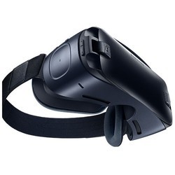 Очки виртуальной реальности Samsung Gear VR3