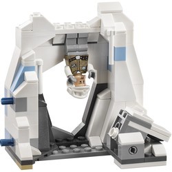 Конструктор Lego Assault on Hoth 75098