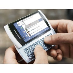 Мобильные телефоны Sony Ericsson Vivaz pro